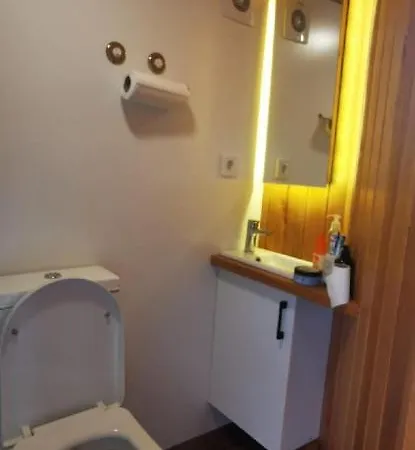 Airport Tinyhouse Apartment Arnavutkoy