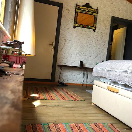 Airport Tinyhouse Arnavutkoy